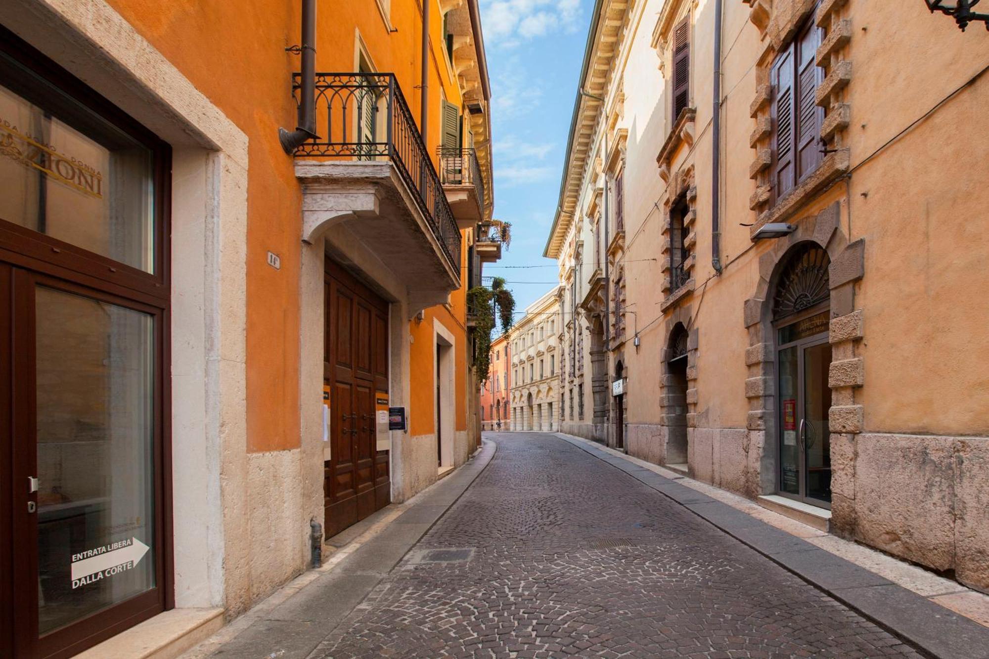 Oriana Homel Verona Exterior photo